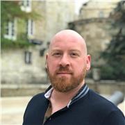 Profesor con 5+ años de experiencia de enseñanza de inglés a adultos, desde A1 hasta Proficiency